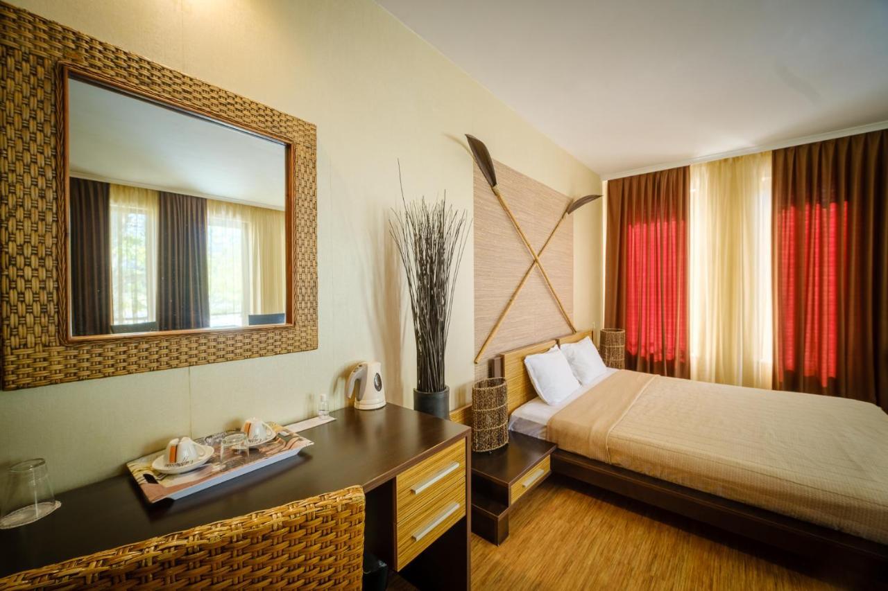 Family Hotel Classic فارنا المظهر الخارجي الصورة