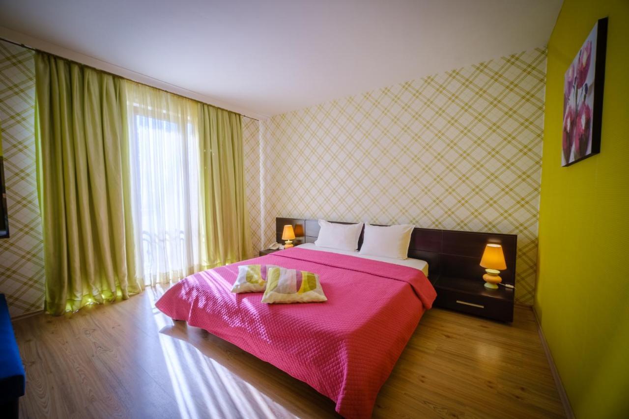 Family Hotel Classic فارنا المظهر الخارجي الصورة