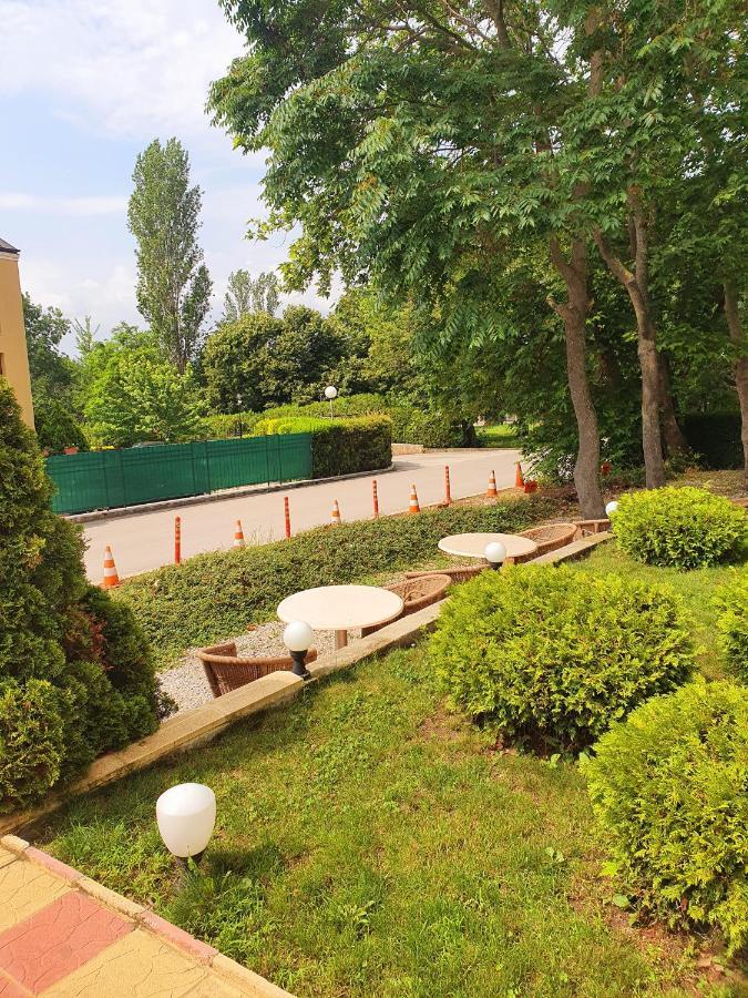 Family Hotel Classic فارنا المظهر الخارجي الصورة