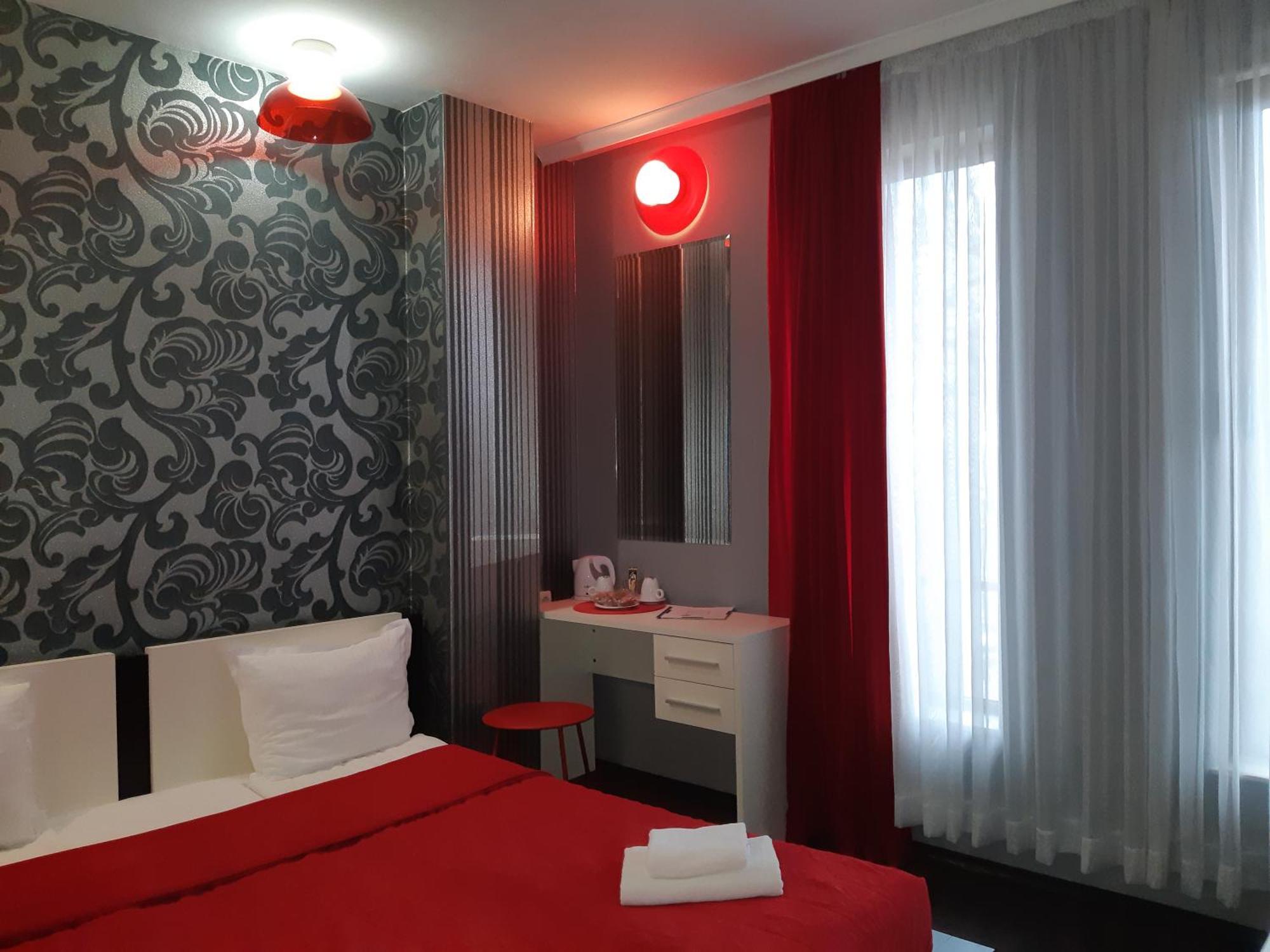 Family Hotel Classic فارنا الغرفة الصورة
