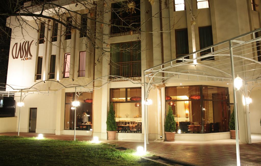 Family Hotel Classic فارنا المظهر الخارجي الصورة